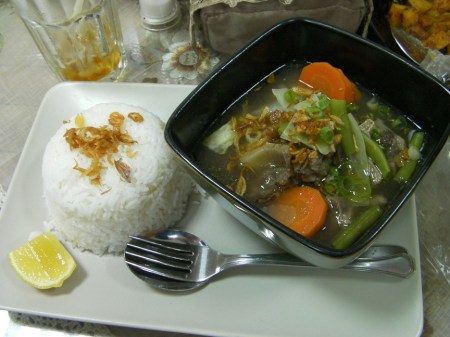 oxtail soup rice and a bowl of soup