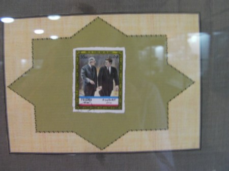DeGaule & Kennedy Stamp Fujairah postage stamp picturing DeGaule and J.F. Kennedy