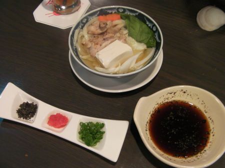 Soup oyster, tofu, noodle soup