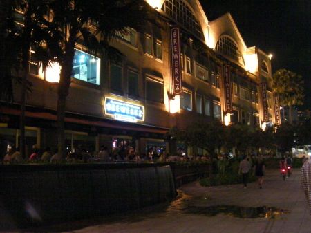 Brewerkz Pub large building
