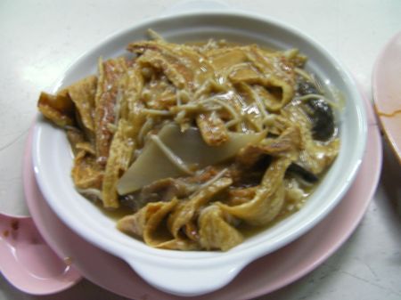 vegetables with mushrooms in a creamy sauce
