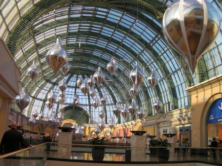 huge Christmas balls huge in the shopping mall atrium
