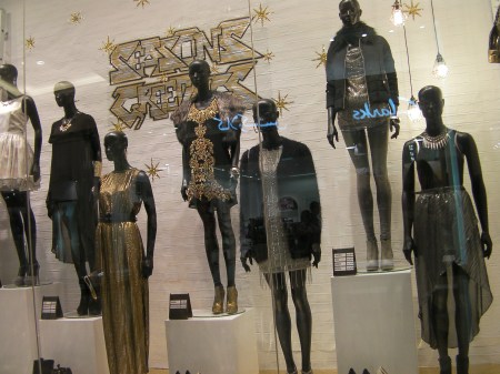 store window manikins
