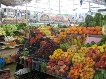 fruit and vegetable market