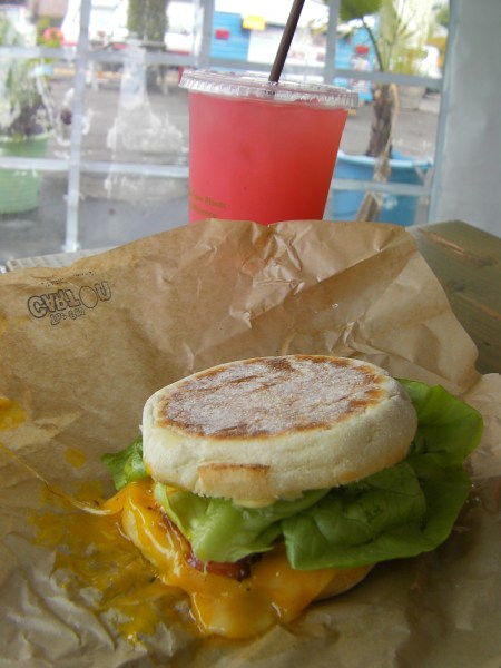 bacon lettuce tomato sandwich