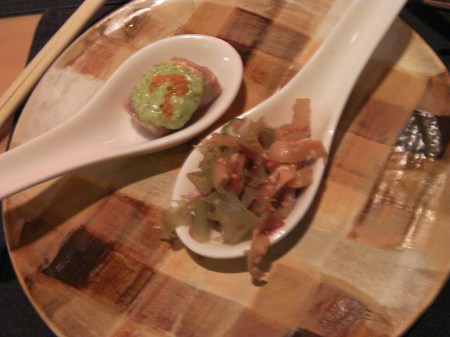 seared tuna and kelp salad