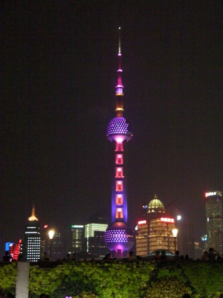 pearl tower lit at night