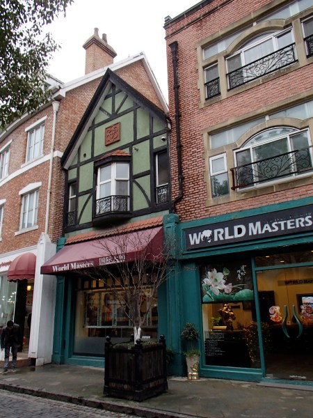  buildings of different styles