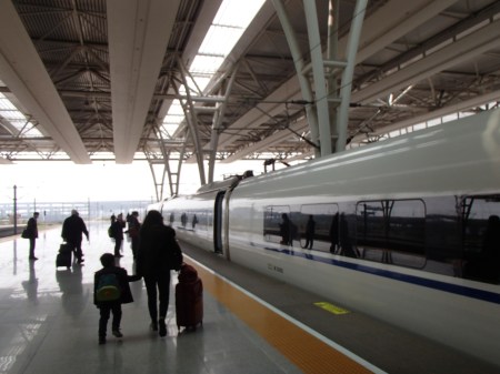 train and train platform